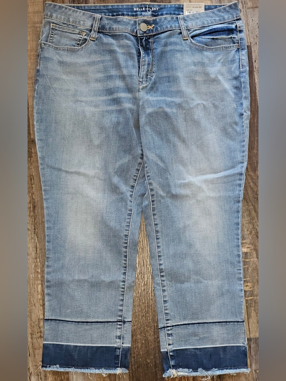 belle sky Light Blue Ankle Crop Jeans with Dark Hem